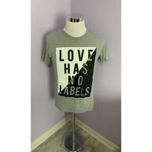Sean John Love Has No Labels Tee Gray with Graphic Size Medium Short Sleeve